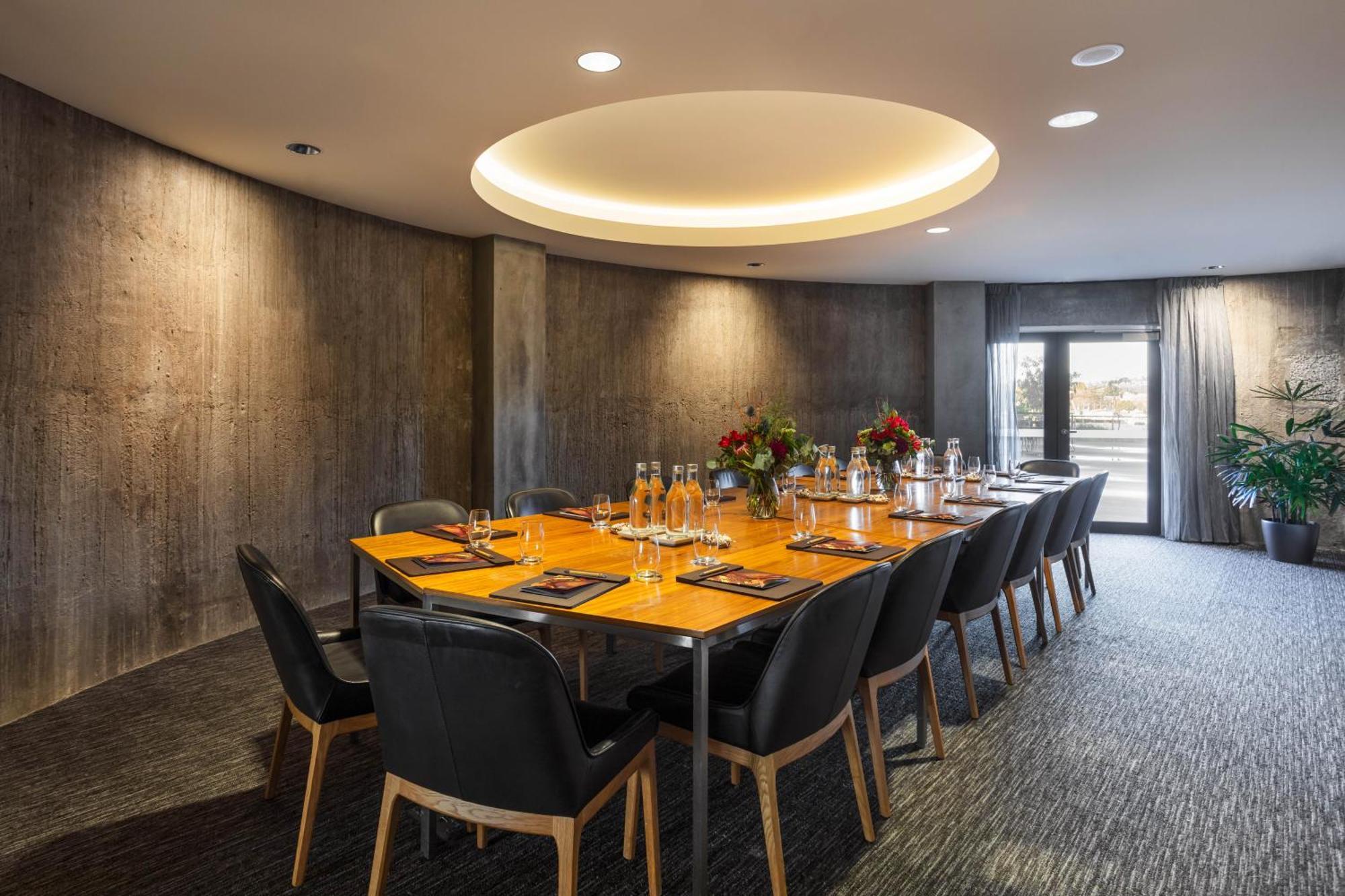 Hotel Peppers Silo Launceston Exteriér fotografie The Boardroom